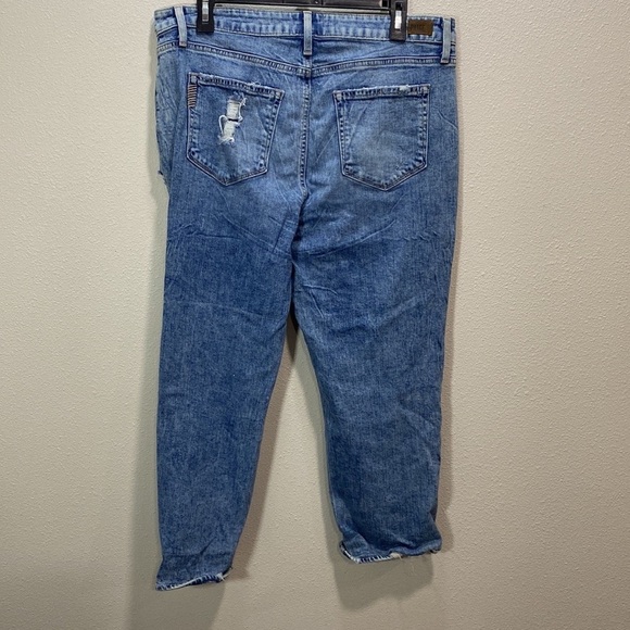 Paige Noella destroyed cropped jeans in jayleene wash - Picture 7 of 10